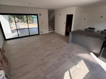 Casa de 4 ambientes, Río Ceballos · Venta Casa Apta Credito Hipotecario - 3 Dorm. Villa Catalina - a Estrenar - Cochera