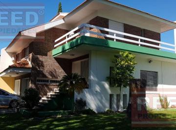 Casa · 322m² · 7 Ambientes · 6 Cocheras · Casa Única - Las Lomas - Horqueta