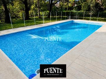 Casa · 200m² · 6 Ambientes · 2 Cocheras · Alquiler Permanente en Saint Thomas Norte Amueblado