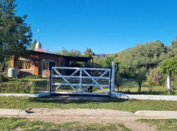 Casa · 92m² · 4 Ambientes · 2 Cocheras · Lote 570 m² con Casa + Departamento - Villa de La Quebrada