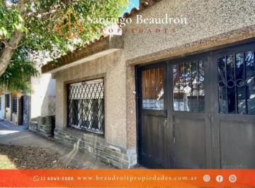 Casa · 106m² · 3 Ambientes · 1 Cochera · Vicente Lopez 900