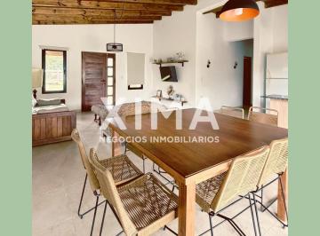 Casa · 300m² · 3 Dormitorios · Casa en Vaqueros en Alquiler