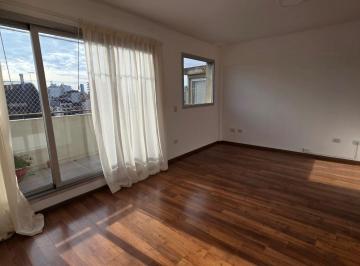 Departamento · 61m² · 3 Ambientes · Alquiler Depto 3 Ambientes C/ Balcón en V. Crespo