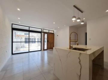 PH · 58m² · 3 Ambientes · Alquiler PH 3 Amb Pb - Ent Ind - Lomas del Mirador
