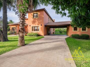 Casa · 306m² · 6 Ambientes · 2 Cocheras · Casa en Venta en La Pradera II, Haras del Pilar