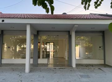 Local comercial de 3 ambientes, Córdoba · Alquilo Local Comercial – Monseñor Pablo Cabrera 4273 – 75 m² + Patio - Poeta Lugones