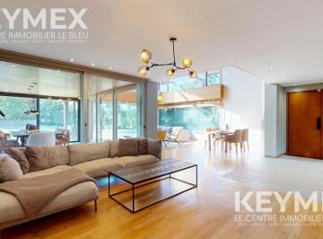 Casa · 512m² · 8 Ambientes · 8 Cocheras · Venta de Casa 8 Ambientes en Highland Pilar