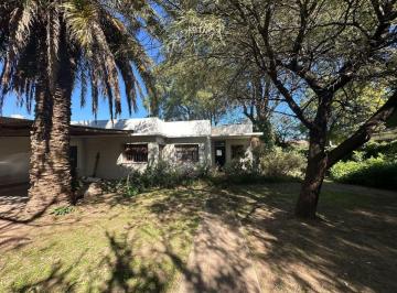 Casa de 6 ambientes, Córdoba · 1300 m² Casa en Venta Villa Silvano Funes