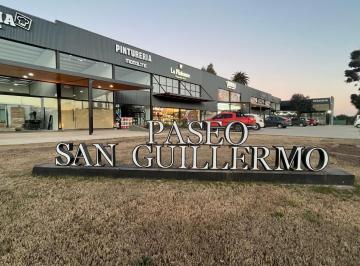 Local comercial · 43m² · 1 Ambiente · 1 Cochera · Alquiler Local Comercial Paseo San Guillermo. Camino a San Carlos