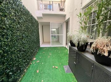 PH · 54m² · 3 Ambientes · Hermoso PH de 3 Ambientes con 83 m Totales ¡Reciclado a Nuevo!