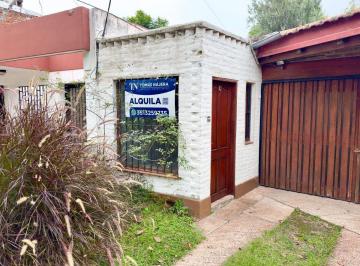 Departamento · 35m² · 2 Ambientes · Departamento de 1 Dormitorio en Alquiler Planta Baja Sin Expensas Bv. Los Granaderos Esq R. del Bust