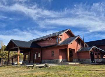 Casa · 69m² · 3 Ambientes · 1 Cochera · Venta Duplex de Tres Ambientes a Estrenar en Junín de Los Andes