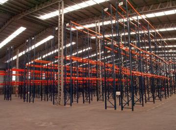 Bodega-Galpón · 1000m² · 10 Cocheras · Soluciones Logísticas en Rosario
