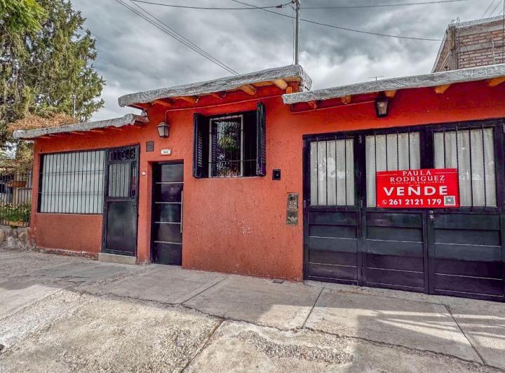 Casa · 152m² · 6 Ambientes · 1 Cochera