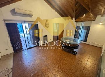 Oficina comercial · 200m² · 10 Ambientes · 2 Cocheras · Oficina en Alquiler