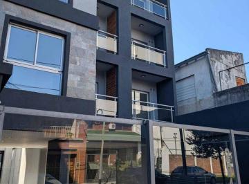 Departamento · 47m² · 2 Ambientes · Venta de Departamento 2 Amb. Caseros