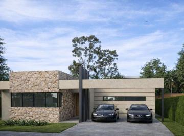 Casa · 220m² · 5 Ambientes · 2 Cocheras · Casa en Venta, Lujan de Cuyo
