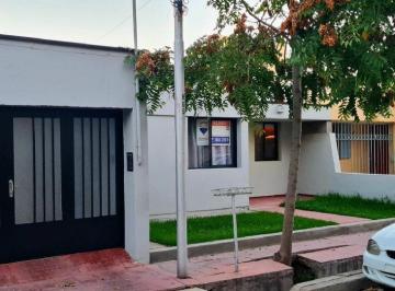 Casa · 128m² · 6 Ambientes · 2 Cocheras · Venta Casa Céntrica, Apta Credito, San Rafael - Mza