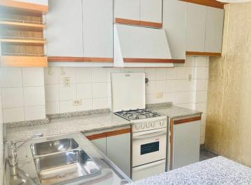 Departamento · 104m² · 4 Ambientes · Venta Dpto Caballito 4 Amb Dep Cfte Muy Luminoso