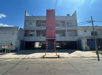 Departamento · 49m² · 2 Ambientes · Departamento Dúplex en Venta en Bernal Oeste