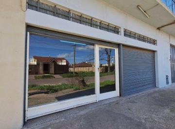 Bodega-Galpón · 464m² · Venta en Block Casa Galpón Local Depto y Parque