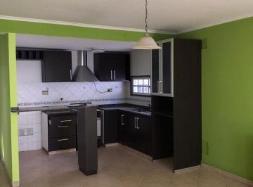Casa · 280m² · 4 Ambientes · 2 Cocheras · Venta Casa Marco Sastre 3 Dorm. Cochera