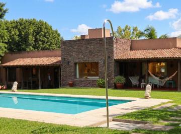 Casa · 395m² · 8 Ambientes · 4 Cocheras · Casa Venta Terrazas de San Jose 3 Dorm.