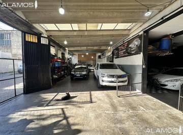 Local comercial · 355m² · 1 Ambiente · 10 Cocheras · Venta Galpon Sala de Ensayo Lote en Ramos Mejia Sur - Inversor