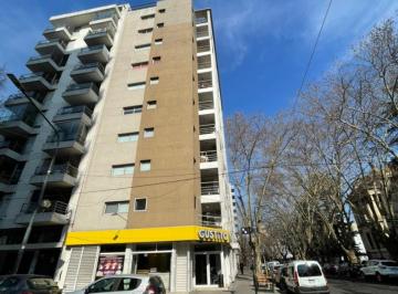 Departamento de 3 ambientes, La Plata · Semipiso Premium en Plaza Moreno