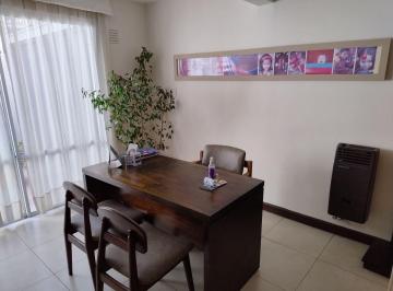 Consultorio de 5 ambientes, Ciudad de Mendoza · Alquilo Consultorios Equipados y Oficinas