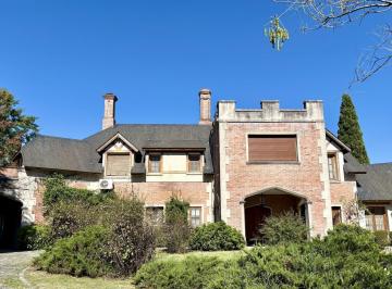 Casa · 550m² · 10 Ambientes · 5 Cocheras · Casa en Venta Martindale Country Club
