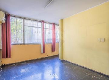 Departamento · 85m² · 6 Ambientes · Venta Apartamento 3 Dorm. en Centro