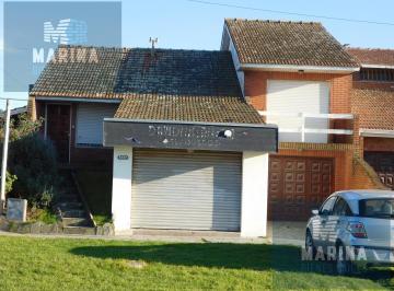 Casa · 175m² · 3 Ambientes · 2 Cocheras · Av Carlos Tejedor 3300. Oportunidad Propiedad en Block.