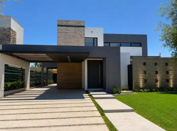 Casa de 3 ambientes, Maipú · Alquiler de Casa Barrio Ciro de Vieytes
