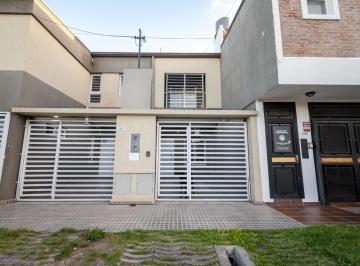 Departamento · 75m² · 3 Ambientes · 1 Cochera · En Venta Impecable Duplex con Cochera en Barrio Maria Selva