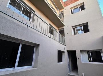 Departamento · 60m² · 4 Ambientes · Departamento 2 Dorm. con Patio