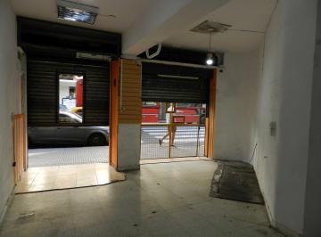 Local comercial · 30m² · Local Casi en Esquina 5 m de Frente
