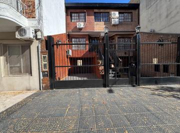 PH · 247m² · 4 Ambientes · 3 Cocheras · PH Duplex 4 Amb C/cochera, Dependencia y Patio Villa Ortuzar