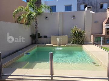 Foto · Vendo Casa 3 Dorm. Cochera Pileta Lavadero Una Planta Urca