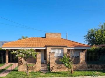 Casa de 7 ambientes, Villa Carlos Paz · Oportunidad Venta Casa Chalet Playas de Oro Villa Carlos Paz 3 Dor Pileta y Quincho