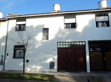 Departamento · 90m² · 3 Dormitorios · 1 Cochera · Departamento - Tolosa