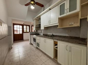 Casa · 150m² · 6 Ambientes · Casa 3 Dorm. y Patio en Alta Córdoba (Ph) - Venta