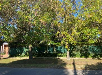 Terreno · 866m² · Terreno Entre Caminos, Parquizado, Excelentes Linderos