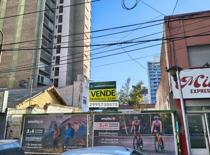 Terreno · 360m²