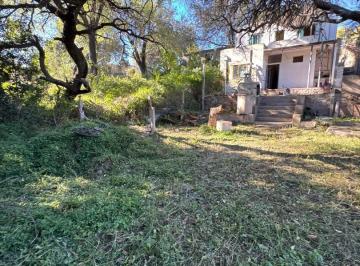 Casa · 120m² · 4 Ambientes · Vendo Casa a Refaccionar Saldán, Excelente Ubicación