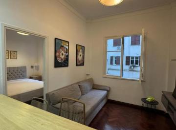 Departamento · 30m² · 2 Ambientes · Venta Luminoso Departamento 2 Ambientes en Recoleta