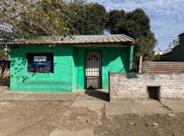 Casa · 46m² · 2 Dormitorios · Casa de 2 Dorm., Santo Tome