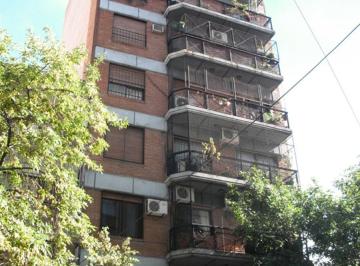 Departamento de 4 ambientes, Belgrano · Impecable Departamento 4 Ambientes con Balcón y Cochera