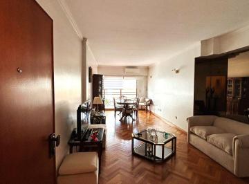 Departamento de 4 ambientes, Belgrano · Impecable Departamento 4 Ambientes con Balcón y Cochera