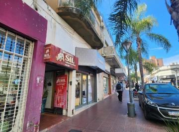 Local comercial · Local en S. Fer. - Vias/centro